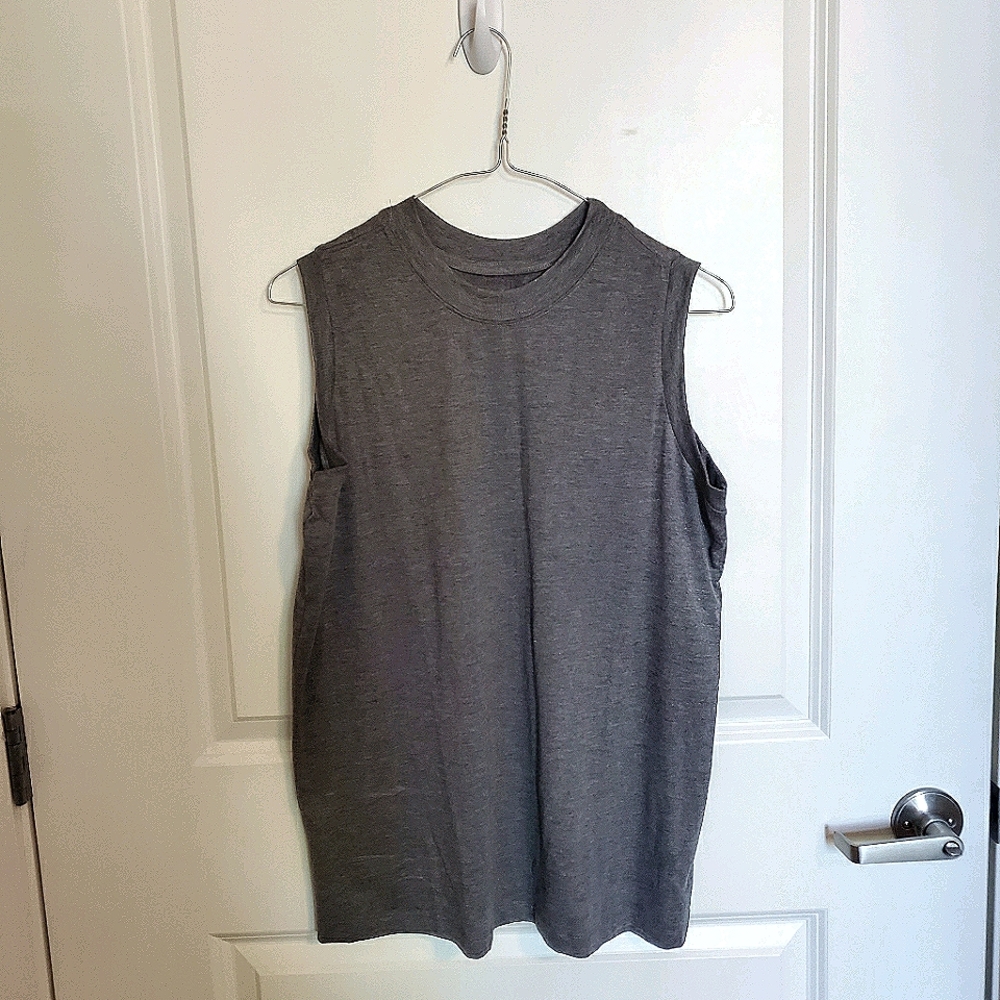NWOT Super Soft Crew Neck Active Tank Top